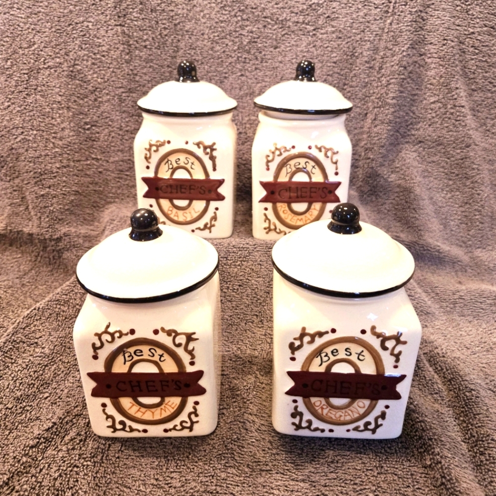 4 VTG Home Interiors spice jars